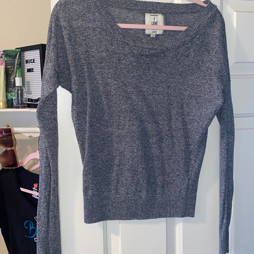 Long sleeve navy and white sweater